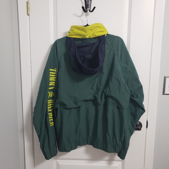 VINTAGE TOMMY HILFIGER Green Embroidered Patch Windbreaker Jacket - Picture 7 of 16